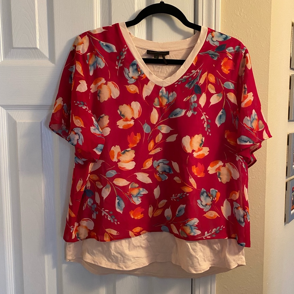 Like New, Donna Karan New York, Red Floral Blouse - Size Medium